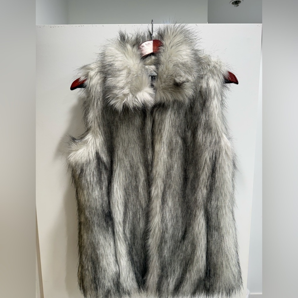 White House Black Market Gray Faux Fur Vest
